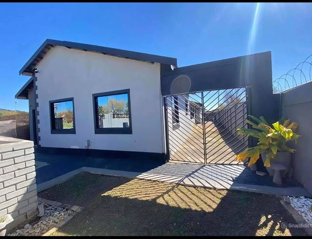 3 BEDROOM HOUSE FOR SALE IN FERNWOOD